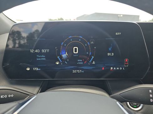 Used 2025 Chevrolet Equinox LT FWD image 23