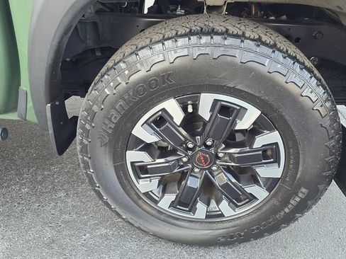 Certified 2024 Nissan Frontier PRO-4X w/ Technology Package AWD/4WD image 18