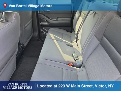 Used 2022 Nissan Frontier SV w/ Technology Package AWD/4WD image 24