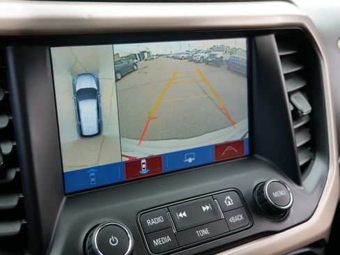 Used 2019 GMC Acadia Denali w/ Technology Package AWD/4WD image 37