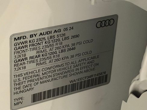 Used 2024 Audi Q3 2.0T Premium Plus w/ Premium Plus Package AWD/4WD image 21