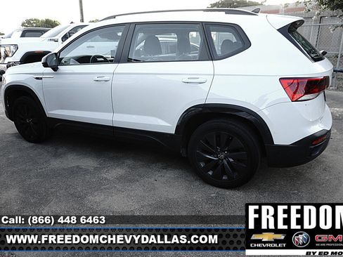 Used 2023 Volkswagen Taos S FWD image 4
