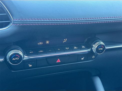 Used 2025 MAZDA MAZDA3 Carbon image 16