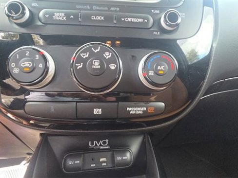 Used 2016 Kia Soul ! w/ Umber Package 1 image 18