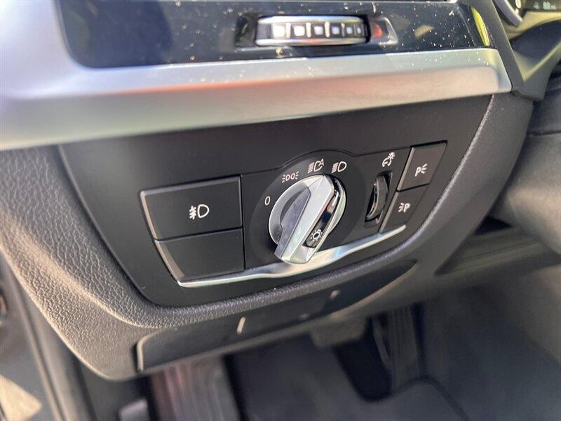 Used 2018 BMW X3 xDrive30i w/ Convenience Package AWD/4WD image 27