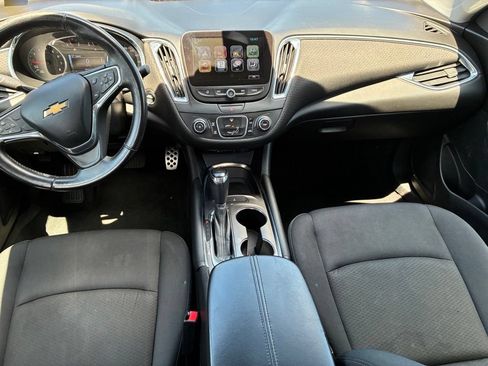 Used 2016 Chevrolet Malibu LT FWD image 11