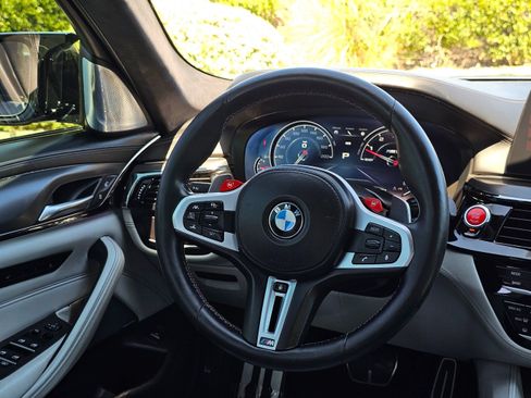 Used 2018 BMW M5 w/ Executive Package AWD/4WD image 36