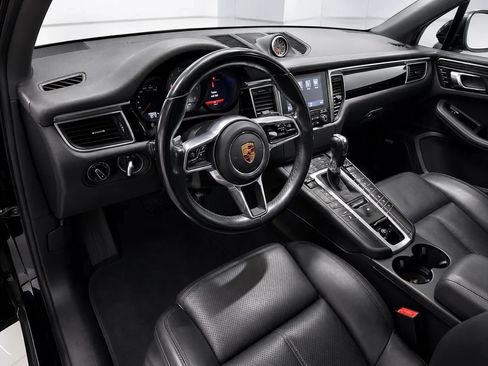 Used 2018 Porsche Macan S AWD/4WD image 8