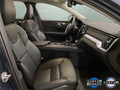 Used 2025 Volvo S60 B5 Core image 24