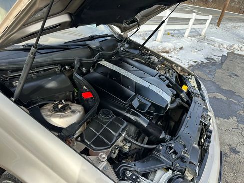 Used 2001 Mercedes-Benz C 320 Sedan image 36