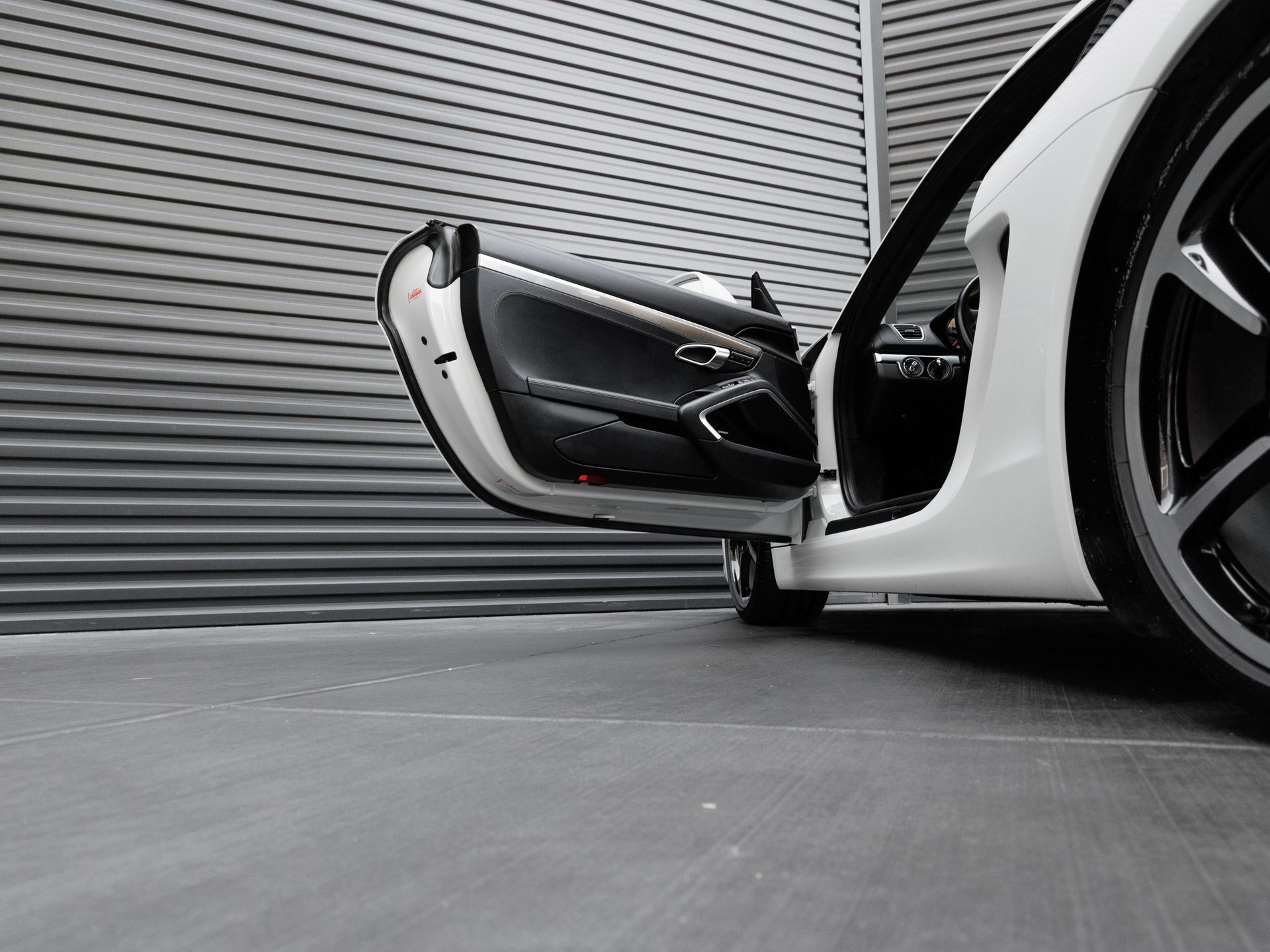 Certified 2015 Porsche Cayman GTS RWD image 14