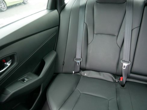 Used 2024 Honda Accord Sport image 12