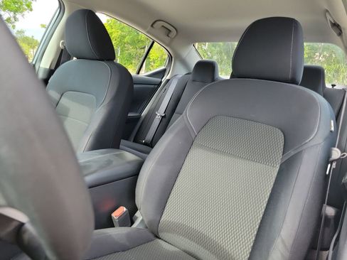 Certified 2021 Nissan Sentra S image 22