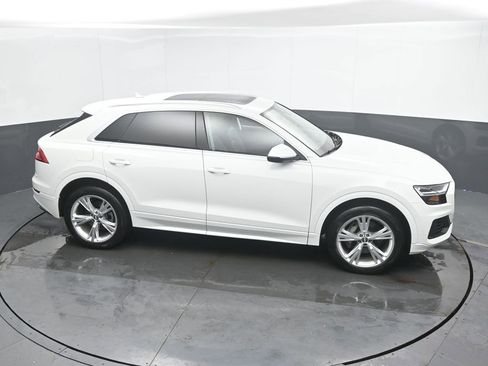 Used 2019 Audi Q8 Premium w/ Towing Package image 39