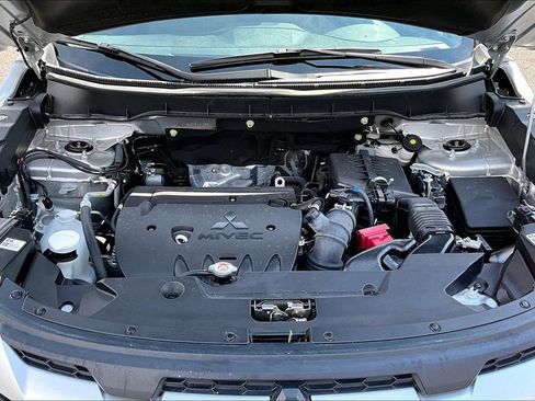 Used 2024 Mitsubishi Outlander Sport ES AWD/4WD image 10