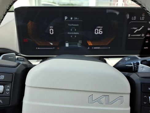 New 2026 Kia K4 GT-Line Turbo w/ GT-Line Sunroof Package FWD image 23