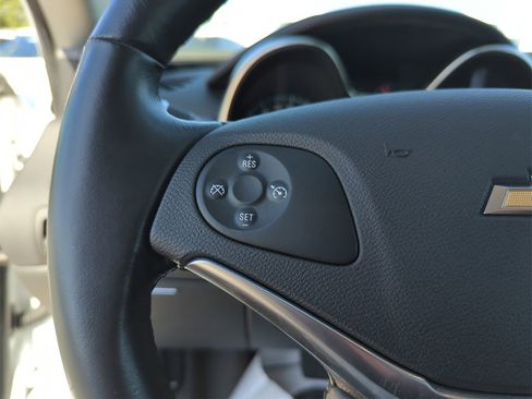 Used 2019 Chevrolet Impala LT image 41