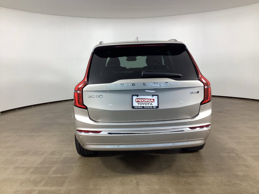 Used 2025 Volvo XC90 B5 Core w/ Protection Package Premier AWD/4WD image 6