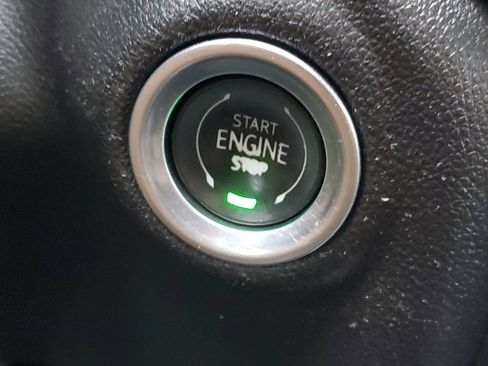 Used 2019 Chevrolet Silverado 1500 RST AWD/4WD image 24
