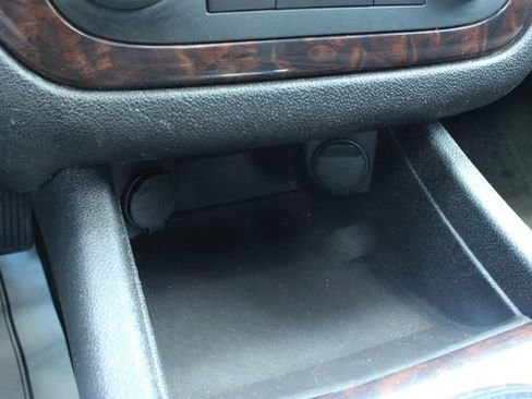 Used 2013 Chevrolet Impala LT w/ LT Sunroof Package FWD image 18