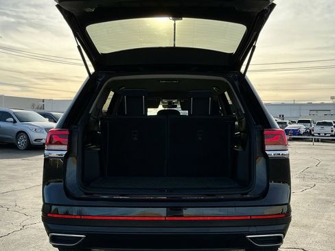 Used 2021 Volkswagen Atlas S image 17