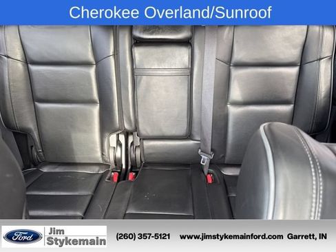 Used 2019 Jeep Grand Cherokee Overland AWD/4WD image 55