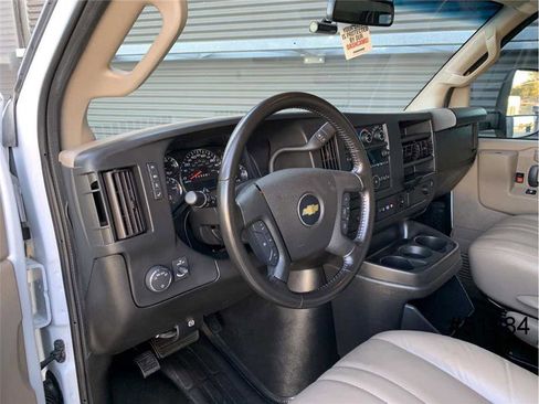 Used 2023 Chevrolet Express 4500 Extended w/ Power Convenience Package image 24