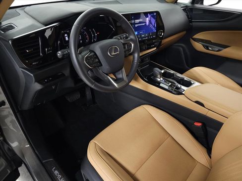 Certified 2025 Lexus NX 350 AWD image 16