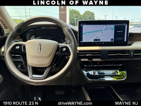 Certified 2023 Lincoln Corsair Reserve w/ Equipment Group 201A AWD/4WD image 25