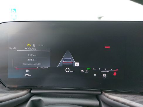 Certified 2025 Audi Q5 Premium Plus w/ Premium Plus AWD/4WD image 20