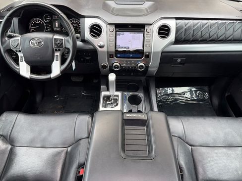 Used 2018 Toyota Tundra Platinum AWD/4WD image 3