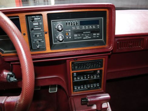 Used 1988 Cadillac Eldorado Coupe FWD image 51