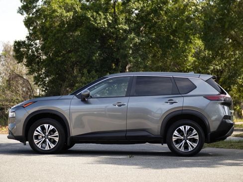 Used 2023 Nissan Rogue SV AWD/4WD image 14
