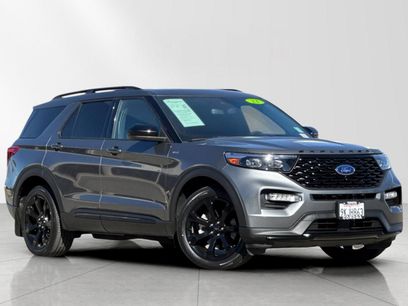 Used 2023 Ford Explorer ST-Line w/ Class IV Trailer Tow Package