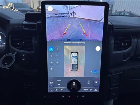 Used 2024 Ford F150 Lightning Flash image 27