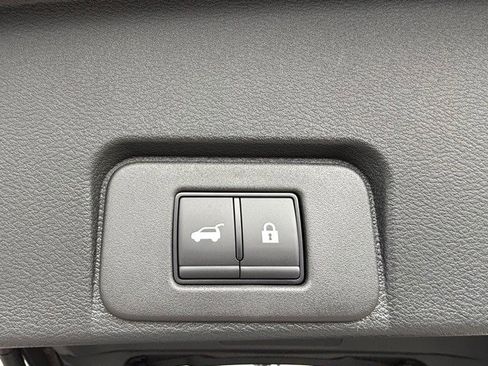 New 2026 Nissan Rogue Platinum w/ Platinum Premium Package image 18