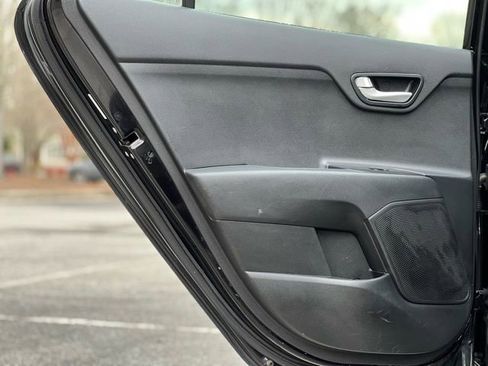 Used 2020 Kia Rio S image 12