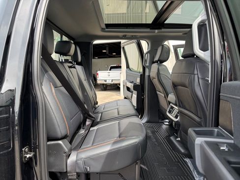 New 2026 Ford F350 4x4 Crew Cab DRW Super Duty image 22