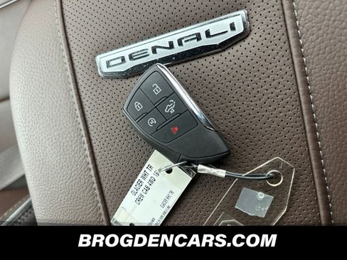 New 2026 GMC Sierra 2500 Denali w/ Technology Package image 6