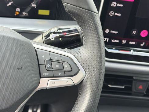New 2026 Volkswagen Tiguan SE R-Line FWD image 26