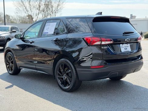 Used 2024 Chevrolet Equinox LS w/ LS Convenience Package image 6