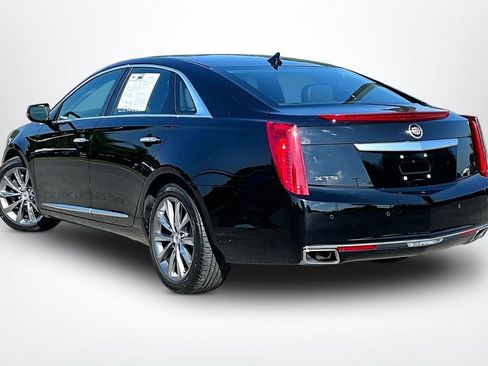 Used 2013 Cadillac XTS Luxury w/ Driver Awareness Package FWD image 5