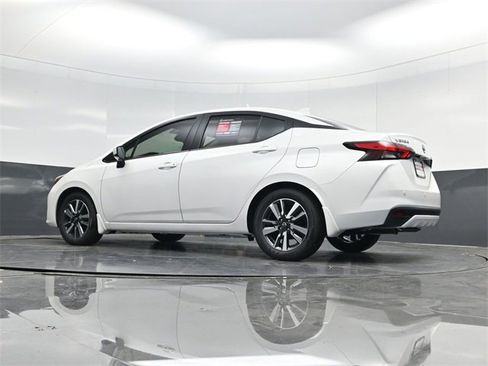 Used 2025 Nissan Versa SV w/ Trunk Package image 50