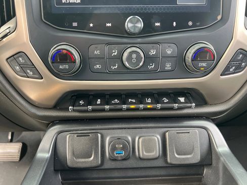 Used 2018 GMC Sierra 2500 Denali w/ Duramax Plus Package image 18