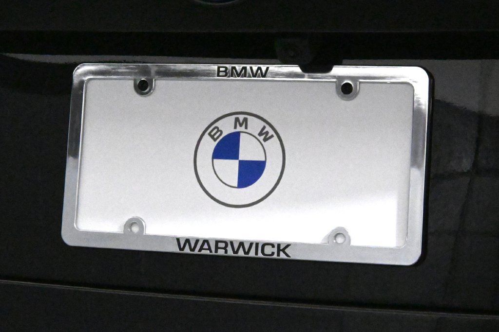 Used 2026 BMW X5 xDrive50e w/ M Sport Package AWD/4WD image 14