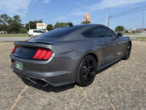 Used 2022 Ford Mustang GT Premium w/ Equipment Group 401A RWD image 5