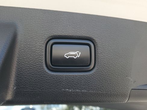 Used 2022 Kia Telluride SX w/ SX Prestige Package image 11