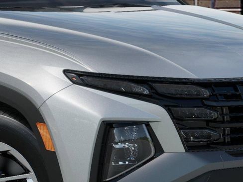 New 2026 Hyundai Tucson SE image 9