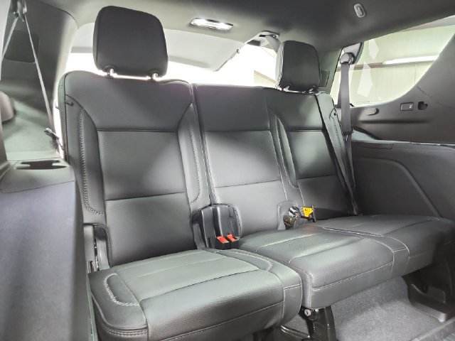 Used 2023 GMC Yukon Denali w/ LPO, Floor Liner Package AWD/4WD image 45