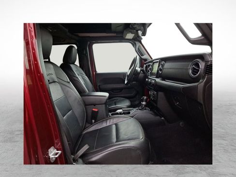 Used 2021 Jeep Wrangler Unlimited Sahara image 12